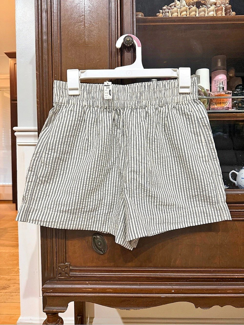 Madewell Striped Shorts in White & Black Small Like New
